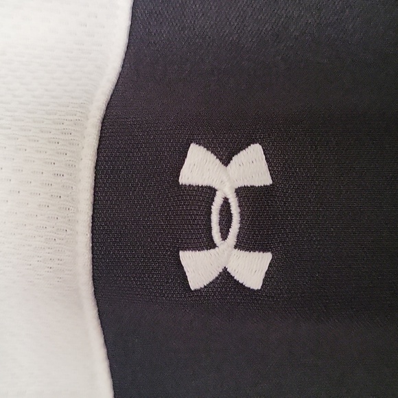 Under Armour Ladies Sleeveless Golf Shirt - Picture 3 of 4